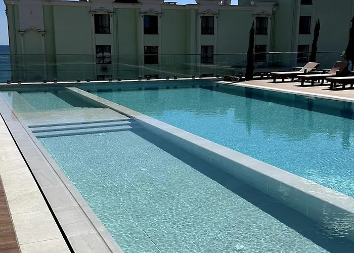 Lejlighed Modern 1-bed With Pool & Seaview Varna