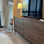 Modern 1-bed With Pool & Seaview Várna