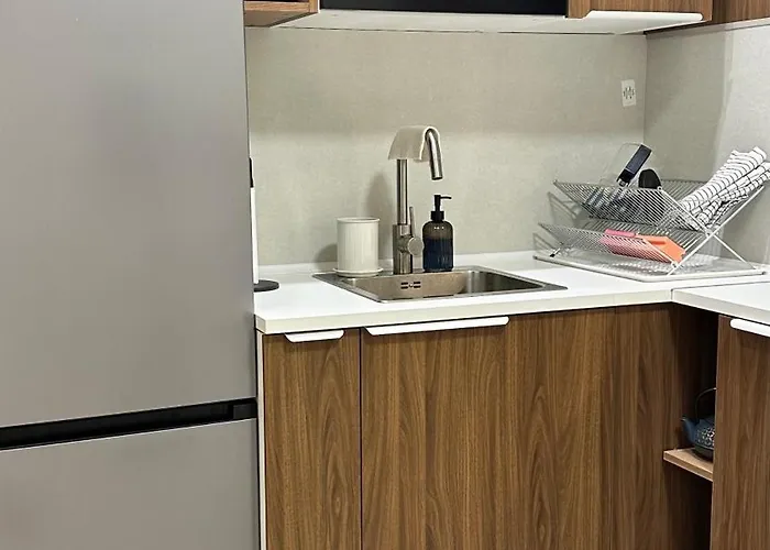 Modern 1-bed With Pool & Seaview Апартамент *